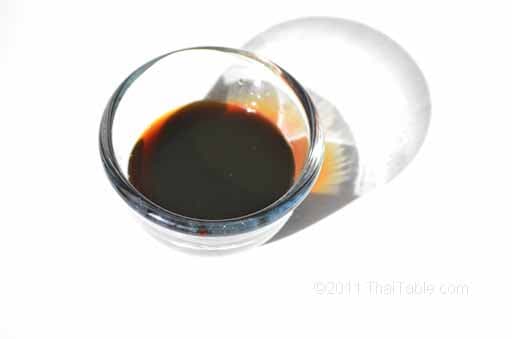 dark soy sauce
