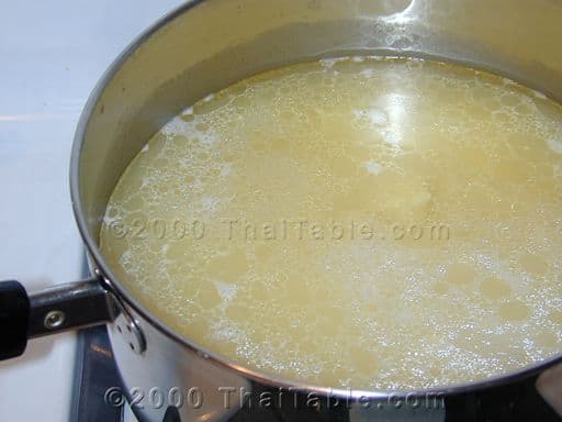 Chicken on Rice with Hot Yellow Bean Sauce step 4