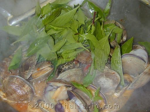 Clams in Hot Basil step 6