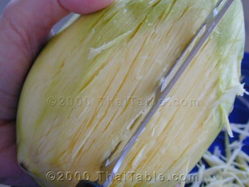 Crispy Catfish Green Mango Salad step 3