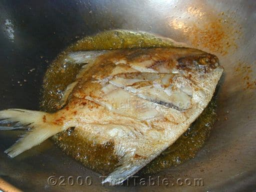 Crispy Pomfret step 3