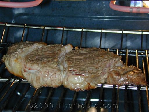 Grilled Steak with Spicy Shallot Sauce step 1