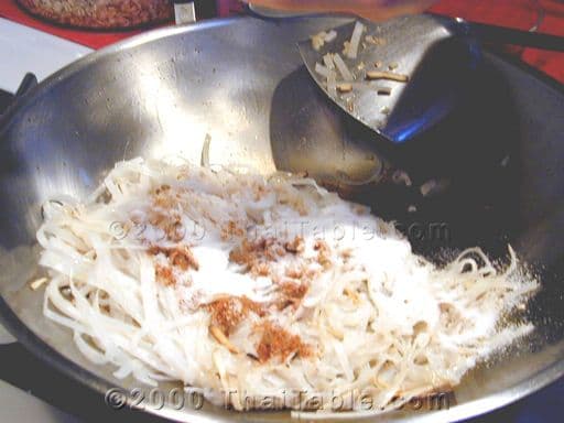 Pad Thai step 4